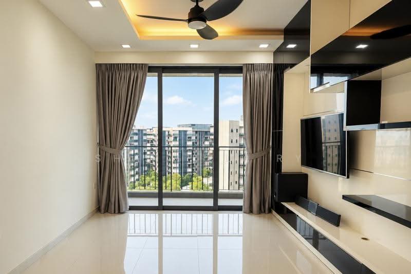 Esparina Residences, 113 Compassvale Bow, Hougang / Punggol / Sengkang, 2 Bedrooms, 829 sqft, Condominium For Sale, by Sharmiyla Ry, 500286537 - Living Room - PropertyGuru.com.sg