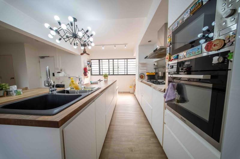 231 Hougang Street 21, 231 Hougang Street 21, Hougang / Punggol / Sengkang, 3 Bedrooms, 1,506 sqft, HDB Flat For Sale, by Kenneth Chua, 500286539 - Kitchen - PropertyGuru.com.sg