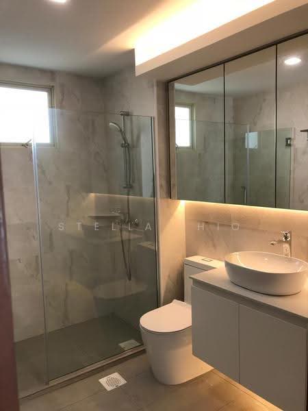 Wilkie Regency, 10 Wilkie terrace, Orchard / River Valley, 2 Bedrooms, 850 sqft, Apartment For Sale, by Stella Thio, 500286553 - Bathroom - PropertyGuru.com.sg