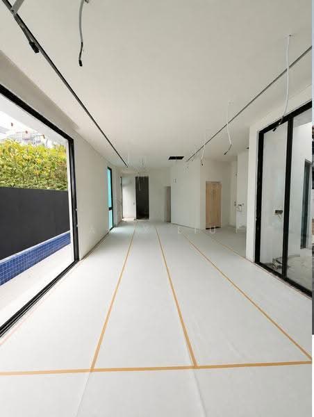 East View Garden, Jalan Pergam, Bedok / Upper East Coast, 6 Bedrooms, 6,411 sqft, Corner Terrace For Sale, by Alex Liu, 500286558 - Living - PropertyGuru.com.sg