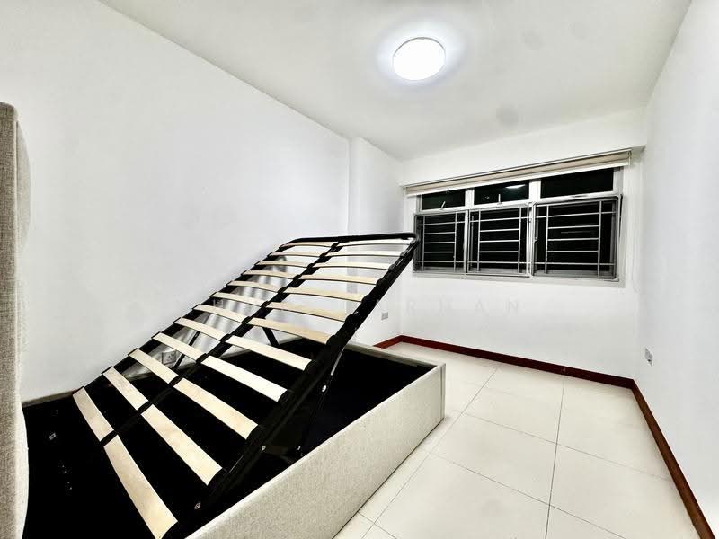 431D Yishun Avenue 1, 431D Yishun Avenue 1, Sembawang / Yishun, 2 Bedrooms, 1,003 sqft, HDB Flat For Rent, by Muhd Farhan, 500286563 - Bedroom - PropertyGuru.com.sg