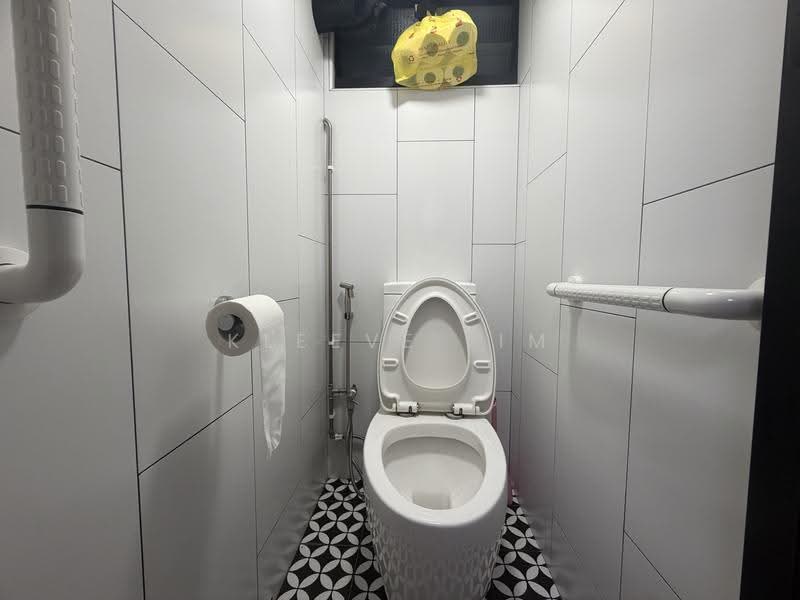 6 Marsiling Drive, 6 Marsiling Drive, Admiralty / Woodlands, Room Rental, 150 sqft, HDB Flat For Rent, by Kleeve Lim, 500286568 - Bathroom - PropertyGuru.com.sg