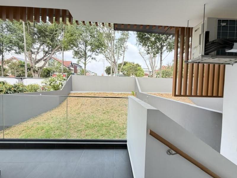 Brand New, 3sty + Basement, Huge Land, Unblock Views, Selling Soon, 5 Bdrms, Super Cheap!!, Gerald Estate, Greenwich Estate, Yio Chu Kang Estate, Seletar Estate, Hougang / Punggol / Sengkang, 5 Bedrooms, 4,675 sqft, Corner Terrace For Sale, by Alex Ng, 500286572 - Exterior - PropertyGuru.com.sg