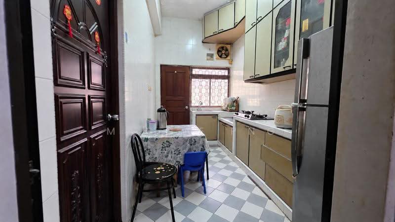 East Grove, 418A East Coast Road, East Coast / Marine Parade, 3 Bedrooms, 871 sqft, Condominium For Sale, by Maggie Png, 500286574 - Kitchen - PropertyGuru.com.sg