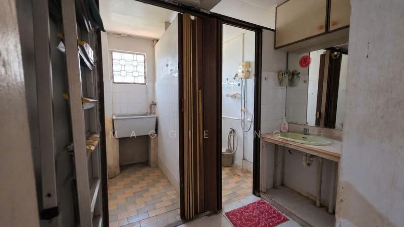 East Grove, 418A East Coast Road, East Coast / Marine Parade, 3 Bedrooms, 871 sqft, Condominium For Sale, by Maggie Png, 500286574 - Bathroom - PropertyGuru.com.sg