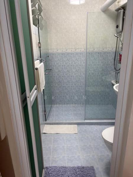 15 Joo Seng Road, 15 Joo Seng Road, Macpherson / Potong Pasir, 3 Bedrooms, 1,141 sqft, HDB Flat For Sale, by BK Tan, 500286577 - Bathroom - PropertyGuru.com.sg