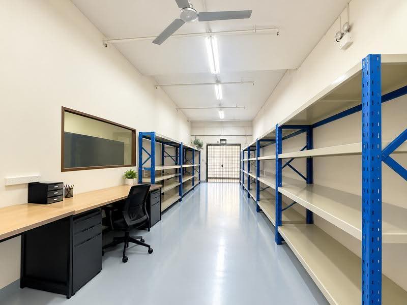 Ubi Techpark, 10 Ubi Crescent, Eunos / Geylang / Paya Lebar, 2,421 sqft, Light Industrial (B1) For Sale, by Lee Su Yi, 500286582 - Interior - CommercialGuru.com.sg