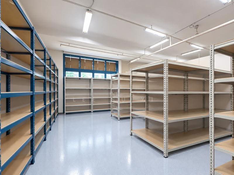 Ubi Techpark, 10 Ubi Crescent, Eunos / Geylang / Paya Lebar, 2,421 sqft, Light Industrial (B1) For Sale, by Lee Su Yi, 500286582 - CommercialGuru.com.sg