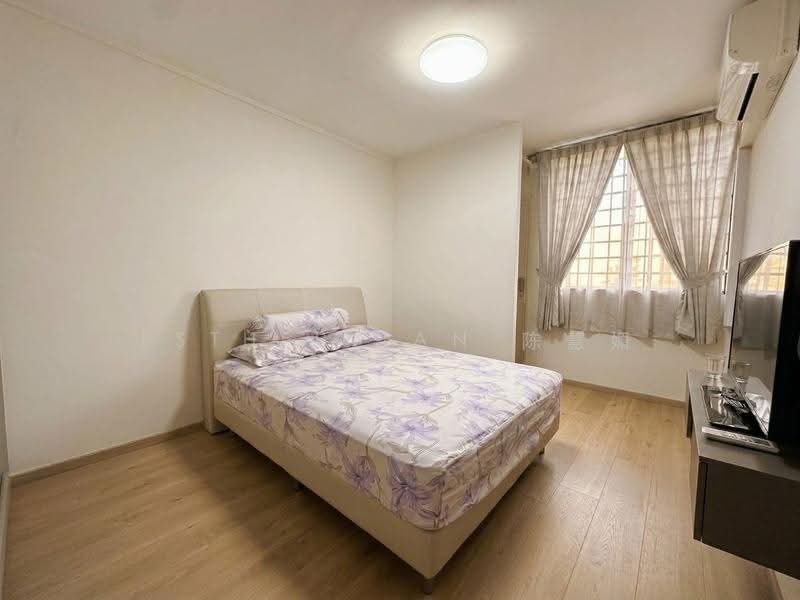 240 Serangoon Avenue 2, 240 Serangoon Avenue 2, Hougang / Punggol / Sengkang, 3 Bedrooms, 904 sqft, HDB Flat For Sale, by Esther Tan 陈慧媚, 500286583 - Bedroom - PropertyGuru.com.sg
