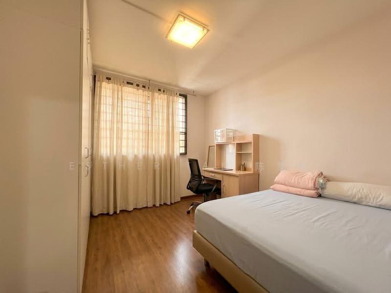 240 Serangoon Avenue 2, 240 Serangoon Avenue 2, Hougang / Punggol / Sengkang, 3 Bedrooms, 904 sqft, HDB Flat For Sale, by Esther Tan 陈慧媚, 500286583 - Bedroom - PropertyGuru.com.sg
