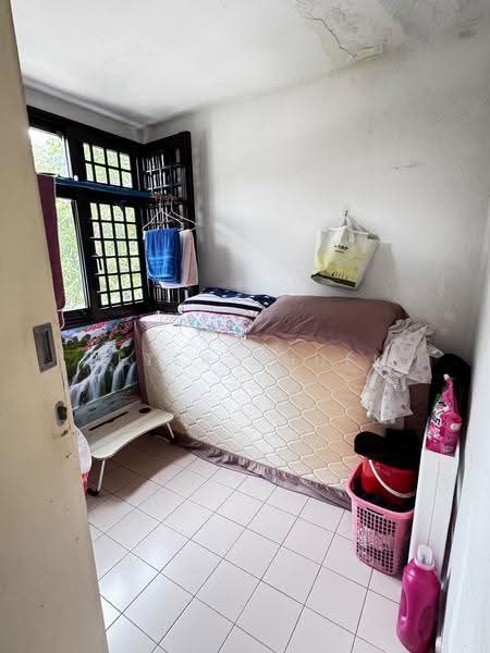 15 Bedok South Road, 15 Bedok South Road, Bedok / Upper East Coast, 3 Bedrooms, 947 sqft, HDB Flat For Sale, by Peter Shuen, 500286589 - Storeroom - PropertyGuru.com.sg