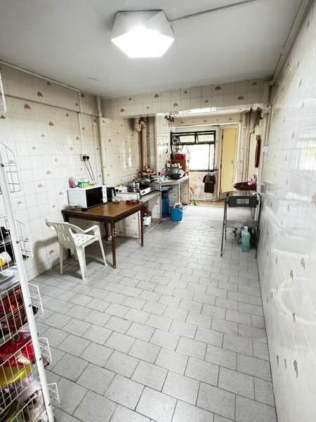 15 Bedok South Road, 15 Bedok South Road, Bedok / Upper East Coast, 3 Bedrooms, 947 sqft, HDB Flat For Sale, by Peter Shuen, 500286589 - Kitchen - PropertyGuru.com.sg