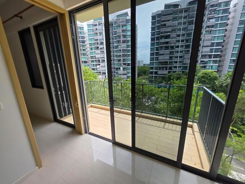 Boathouse Residences, 33 Upper Serangoon View, Hougang / Punggol / Sengkang, 1 Bedroom, 624 sqft, Condominium For Sale, by Mok Sze Sze, 500286602 - Balcony - PropertyGuru.com.sg