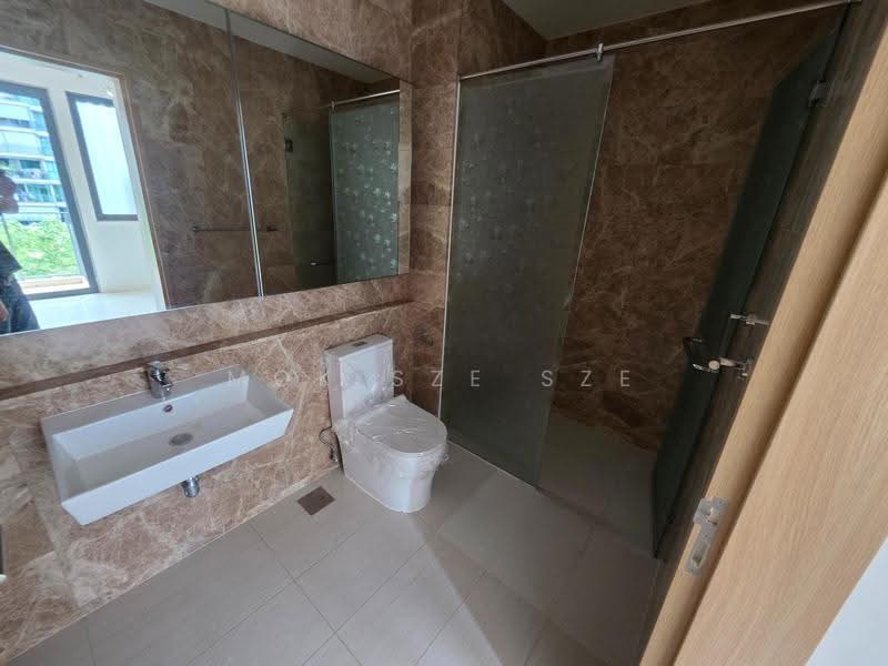 Boathouse Residences, 33 Upper Serangoon View, Hougang / Punggol / Sengkang, 1 Bedroom, 624 sqft, Condominium For Sale, by Mok Sze Sze, 500286602 - Bathroom - PropertyGuru.com.sg