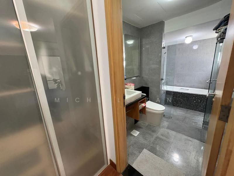 The Linear, 896 Upper Bukit Timah Road, Dairy Farm / Bukit Panjang / Choa Chu Kang, 3 Bedrooms, 1,592 sqft, Apartment For Rent, by Michelle Tan, 500286609 - Bathroom - PropertyGuru.com.sg