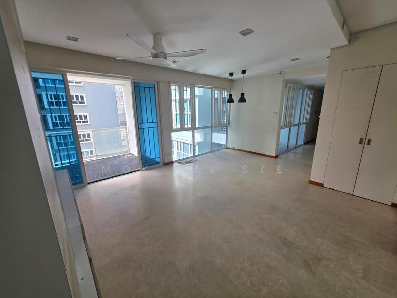 Mera Springs, 83 Carlisle Road, Farrer Park / Serangoon Rd, 2 Bedrooms, 1,066 sqft, Condominium For Sale, by Mok Sze Sze, 500286612 - Living Room - PropertyGuru.com.sg