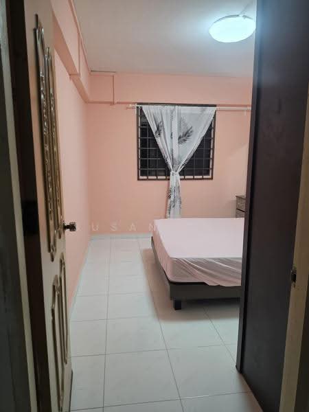 425 Bedok North Road, 425 Bedok North Road, Bedok / Upper East Coast, Room Rental, 120 sqft, HDB Flat For Rent, by Susan Cui, 500286629 - Bedroom - PropertyGuru.com.sg