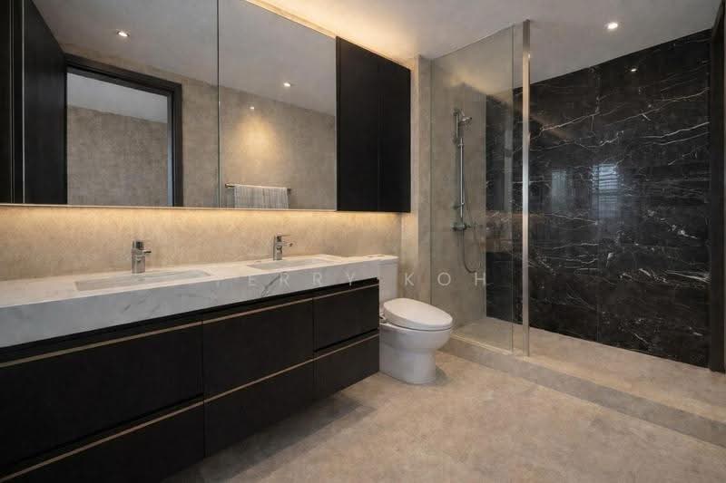 Cabana, 145A Sunrise Terrace, Seletar / Yio Chu Kang, 5 Bedrooms, 2,917 sqft, Cluster House For Sale, by Perry Koh, 500286634 - Bathroom - PropertyGuru.com.sg