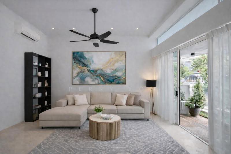 Cabana, 145A Sunrise Terrace, Seletar / Yio Chu Kang, 5 Bedrooms, 2,917 sqft, Cluster House For Sale, by Perry Koh, 500286634 - Living Room - PropertyGuru.com.sg