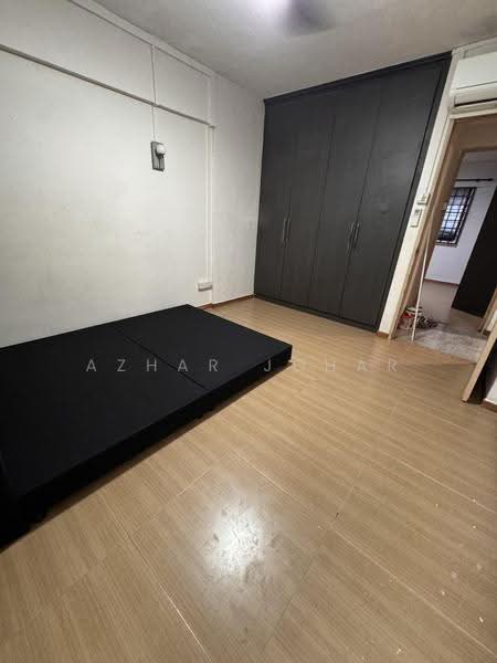 375 Clementi Avenue 4, 375 Clementi Avenue 4, Buona Vista / West Coast / Clementi New Town, 2 Bedrooms, 732 sqft, HDB Flat For Rent, by Azhar Johar, 500286637 - PropertyGuru.com.sg