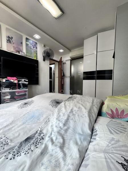 211A Punggol Walk, 211A Punggol Walk, Hougang / Punggol / Sengkang, 2 Bedrooms, 721 sqft, HDB Flat For Sale, by Lavonne Ong 王慧丽, 500286656 - PropertyGuru.com.sg