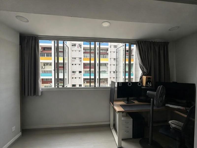 323 Jurong East Street 31, 323 Jurong East Street 31, Boon Lay / Jurong / Tuas, 3 Bedrooms, 1,604 sqft, HDB Flat For Sale, by Yeo Tong Boon, 500286657 - Study - PropertyGuru.com.sg
