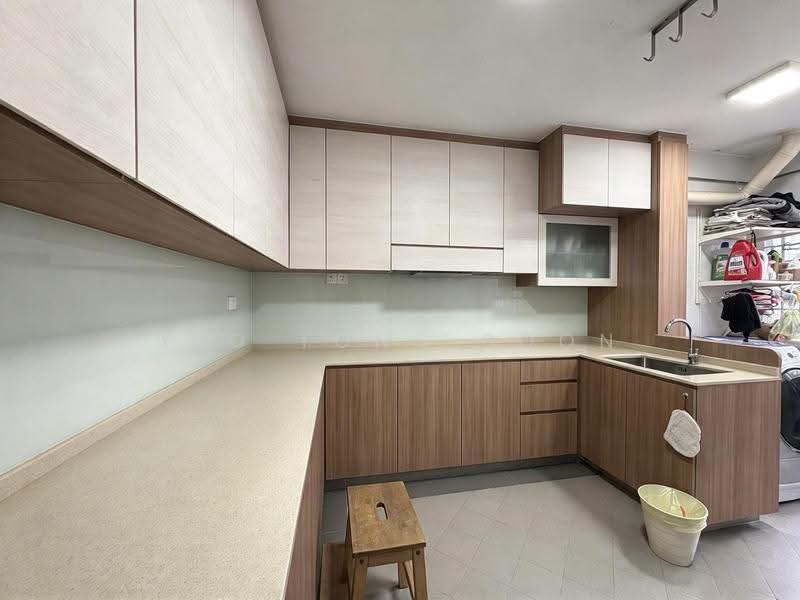 323 Jurong East Street 31, 323 Jurong East Street 31, Boon Lay / Jurong / Tuas, 3 Bedrooms, 1,604 sqft, HDB Flat For Sale, by Yeo Tong Boon, 500286657 - PropertyGuru.com.sg