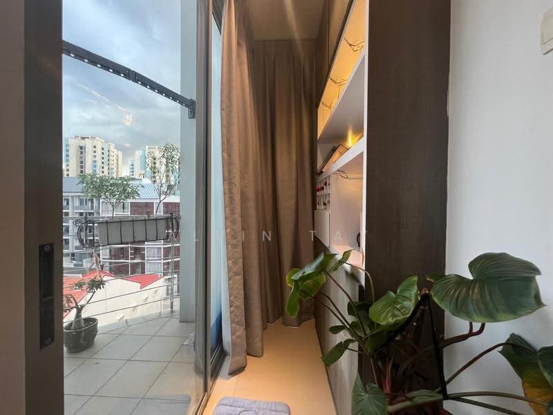 Soho @ Farrer, 172 Race Course Road, Farrer Park / Serangoon Rd, 2 Bedrooms, 850 sqft, Apartment For Rent, by Alvin Tay, 500286658 - Balcony - PropertyGuru.com.sg