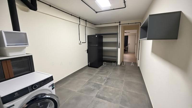 107 Yishun Ring Road, 107 Yishun Ring Road, Sembawang / Yishun, 2 Bedrooms, 872 sqft, HDB Flat For Sale, by Sarah Chua, 500286675 - Interior - PropertyGuru.com.sg