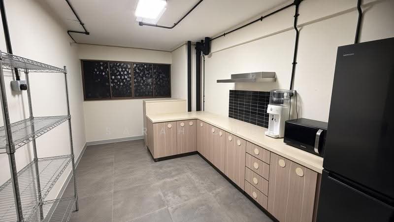 107 Yishun Ring Road, 107 Yishun Ring Road, Sembawang / Yishun, 2 Bedrooms, 872 sqft, HDB Flat For Sale, by Sarah Chua, 500286675 - Kitchen - PropertyGuru.com.sg