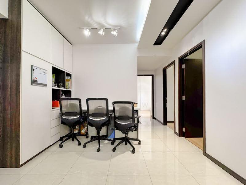 Lake Life, 12 Tao Ching Road, Boon Lay / Jurong / Tuas, 3 Bedrooms, 1,119 sqft, Condominium For Sale, by Louis Kwek, 500286681 - Study - PropertyGuru.com.sg