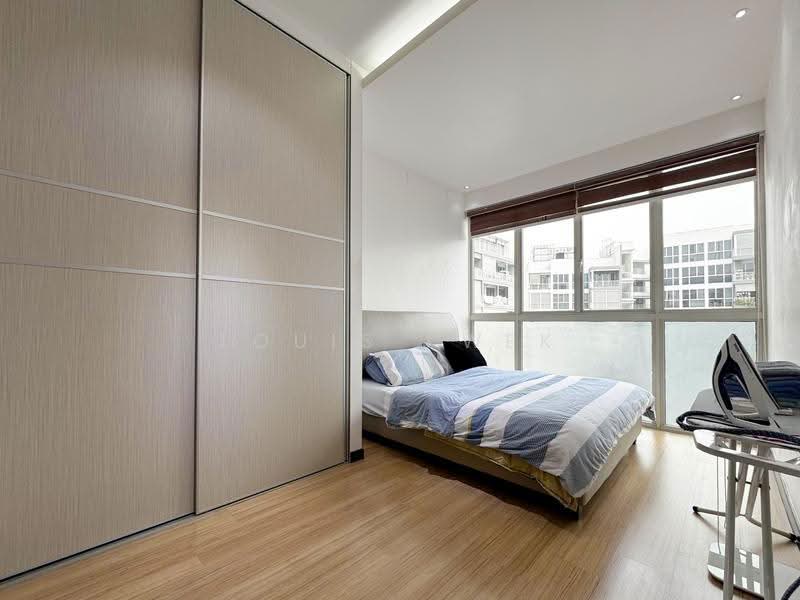 Lake Life, 12 Tao Ching Road, Boon Lay / Jurong / Tuas, 3 Bedrooms, 1,119 sqft, Condominium For Sale, by Louis Kwek, 500286681 - Bedroom - PropertyGuru.com.sg