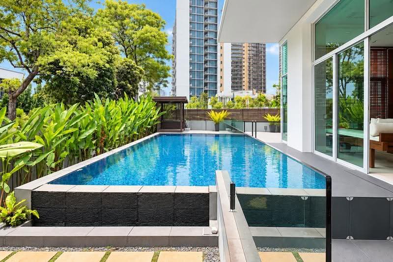 Wareham road, East Coast / Marine Parade, 7 Bedrooms, 8,000 sqft, Detached House For Sale, by Torance Paul, 500286686 - Pool - PropertyGuru.com.sg