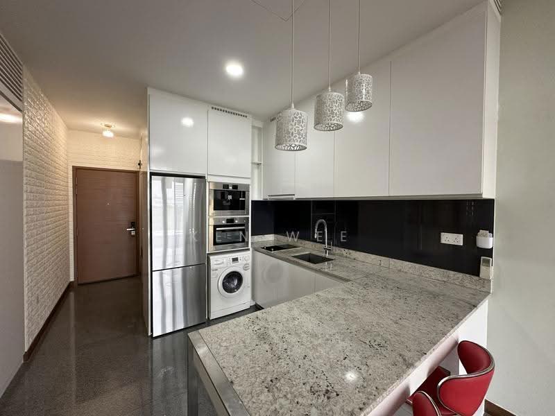 Seahill, 121 West Coast Crescent, Buona Vista / West Coast / Clementi New Town, 2 Bedrooms, 786 sqft, Condominium For Sale, by Ken Wee, 500286692 - Kitchen - PropertyGuru.com.sg