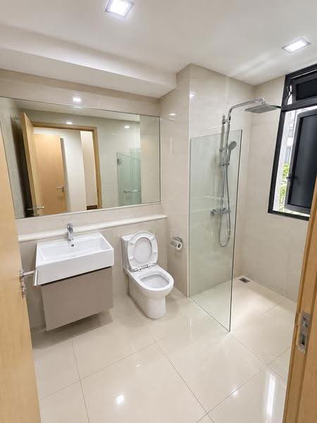 Twin Waterfalls, 82 Punggol Central, Hougang / Punggol / Sengkang, 3 Bedrooms, 1,001 sqft, Condominium For Rent, by Ronald Ho, 500286702 - Master Bathroom - PropertyGuru.com.sg