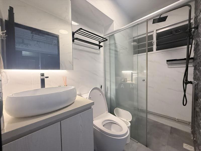 718 Tampines Street 72, 718 Tampines Street 72, Pasir Ris / Tampines, 3 Bedrooms, 1,066 sqft, HDB Flat For Rent, by Katty Lam, 500286710 - Bathroom - PropertyGuru.com.sg