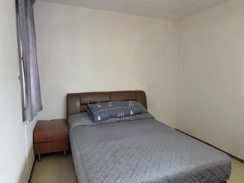 942 Hougang Street 92, 942 Hougang Street 92, Hougang / Punggol / Sengkang, 4 Bedrooms, 1,292 sqft, HDB Flat For Sale, by Nick R. L, 500286717 - Bedroom - PropertyGuru.com.sg