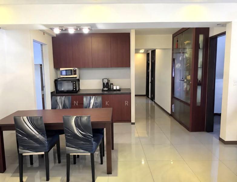 942 Hougang Street 92, 942 Hougang Street 92, Hougang / Punggol / Sengkang, 4 Bedrooms, 1,292 sqft, HDB Flat For Sale, by Nick R. L, 500286717 - Dining Room - PropertyGuru.com.sg