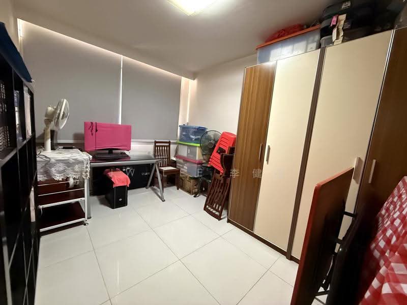 928 Hougang Street 91, 928 Hougang Street 91, Hougang / Punggol / Sengkang, 4 Bedrooms, 1,292 sqft, HDB Flat For Sale, by JW Lee 李健汶, 500286737 - Study - PropertyGuru.com.sg