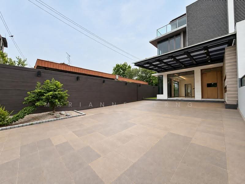 Serangoon Garden Estate, Berwick Drive | Serangoon Garden Way | Chartwell Drive | Burghley Drive | Huddington Avenue | Kingswear Avenue | Carisbrooke Grove | Bodmin Drive | Braemar Drive | Brockhampton Drive | Blandford Drive | Bloxhome Drive | Medway Drive | Crowhurst Drive, Hougang / Punggol / Sengkang, 5 Bedrooms, 4,000 sqft, Semi-Detached House For Rent, by Marianne Terng, 500286738 - PropertyGuru.com.sg