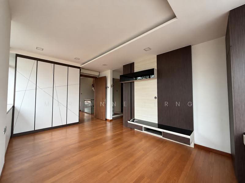 Serangoon Garden Estate, Berwick Drive | Serangoon Garden Way | Chartwell Drive | Burghley Drive | Huddington Avenue | Kingswear Avenue | Carisbrooke Grove | Bodmin Drive | Braemar Drive | Brockhampton Drive | Blandford Drive | Bloxhome Drive | Medway Drive | Crowhurst Drive, Hougang / Punggol / Sengkang, 5 Bedrooms, 4,000 sqft, Semi-Detached House For Rent, by Marianne Terng, 500286738 - Ensuite Bedroom - PropertyGuru.com.sg