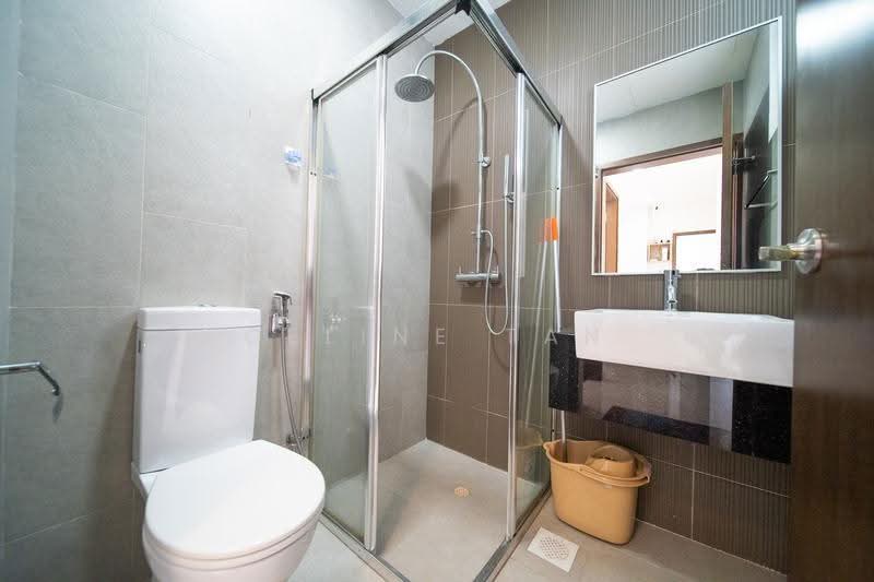 Espira Spring, 51 Lorong G Telok Kurau, East Coast / Marine Parade, Room Rental, 120 sqft, Apartment For Rent, by Celine Tan, 500286739 - Bathroom - PropertyGuru.com.sg