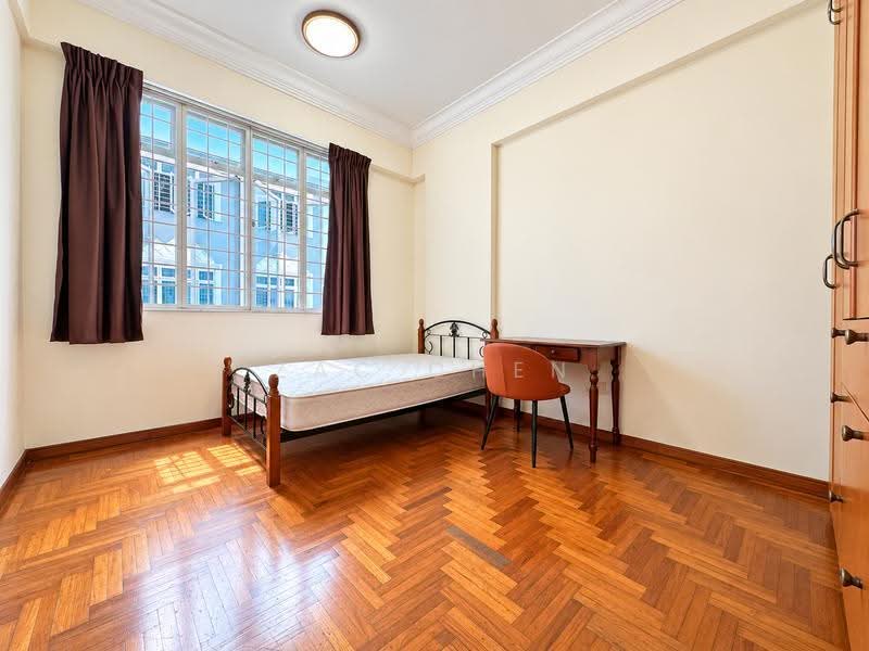 Geylang Heritage, 34 Lorong 34 Geylang, Eunos / Geylang / Paya Lebar, 3 Bedrooms, 1,227 sqft, Condominium For Rent, by Zac Chen, 500286748 - PropertyGuru.com.sg