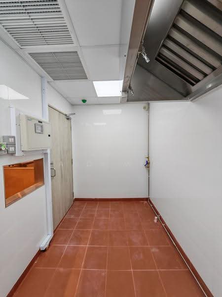 Jiak Chuan Airconditioned Eating House Stalls for Rent, 4 Jiak Chuan Road, Chinatown / Tanjong Pagar, 158 sqft, Food & Beverage For Rent, by Andy Wee, 500286750 - Interior - CommercialGuru.com.sg