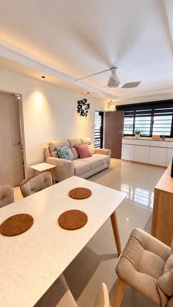 129 Bukit Batok West Avenue 6, 129 Bukit Batok West Avenue 6, Dairy Farm / Bukit Panjang / Choa Chu Kang, 2 Bedrooms, 786 sqft, HDB Flat For Rent, by Jenni Lim, 500286759 - PropertyGuru.com.sg