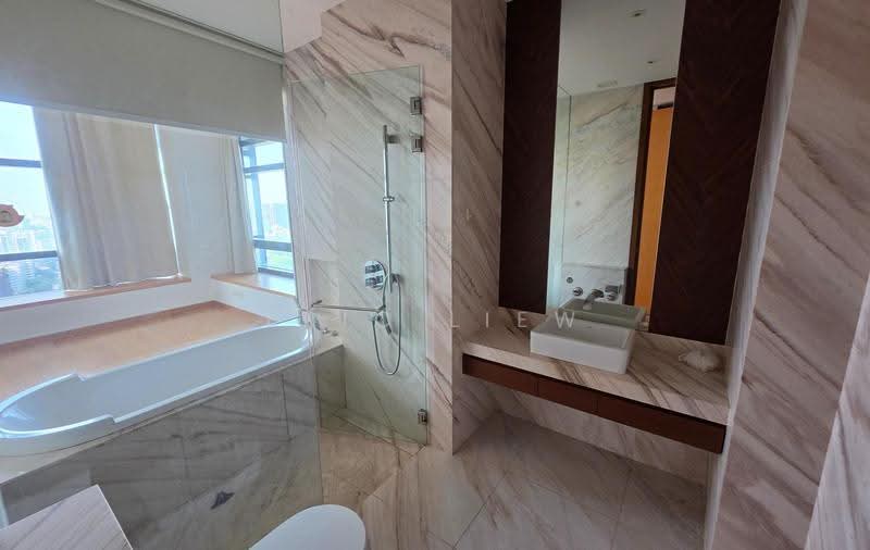 Nouvel 18, 16 Anderson Road, Tanglin / Holland / Bukit Timah, 2 Bedrooms, 1,335 sqft, Condominium For Sale, by Eric Liew, 500286760 - Bathroom - PropertyGuru.com.sg