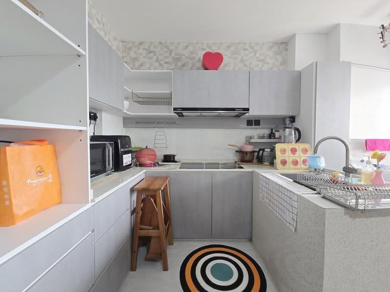 104 Potong Pasir Avenue 1, 104 Potong Pasir Avenue 1, Macpherson / Potong Pasir, 2 Bedrooms, 796 sqft, HDB Flat For Sale, by Idy Tee, 500286766 - Kitchen - PropertyGuru.com.sg