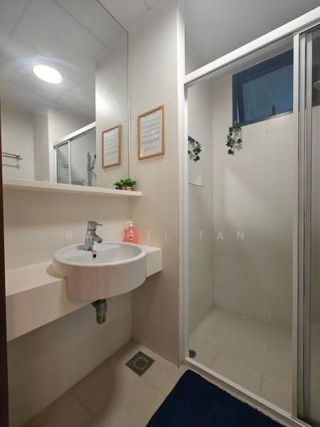 City Square Residences, 14 Kitchener Link, Farrer Park / Serangoon Rd, Room Rental, 250 sqft, Condominium For Rent, by Rachel Tan, 500286769 - Bathroom - PropertyGuru.com.sg