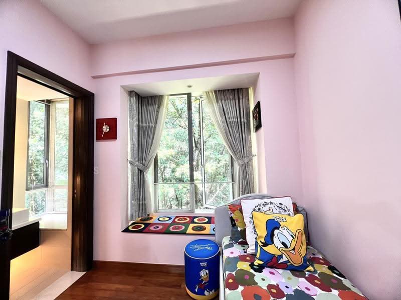 The Greenwood, 205A Greenwood Avenue, Newton / Novena, 5 Bedrooms, 2,992 sqft, Cluster House For Sale, by Sia Mei Hwan, 500286772 - Junior Master Room - PropertyGuru.com.sg