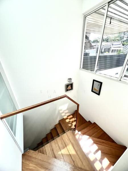The Greenwood, 205A Greenwood Avenue, Newton / Novena, 5 Bedrooms, 2,992 sqft, Cluster House For Sale, by Sia Mei Hwan, 500286772 - Interior Skylight - PropertyGuru.com.sg